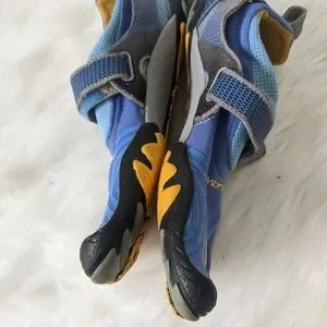 Vibram | Shoes | Vibram Sz 38 657 Five Finger Blue Yellow Athletic Shoe ...